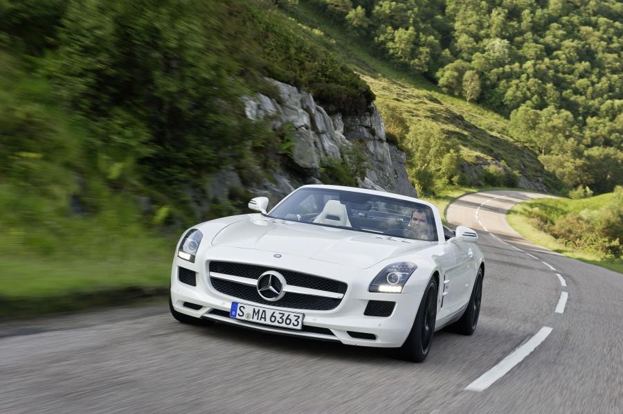  Mercedes-Benz SLS AMG Roadster 2011 года  (фото 114 из 183)